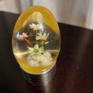 Acrylic egg with dried flowers